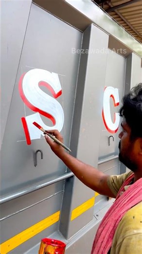 Professional Truck Artist: Hand-Lettering a TATA Truck #viral #shorts #art #trending