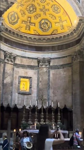 Sanctus – Gregorian Chant Mass at The Pantheon, Rome