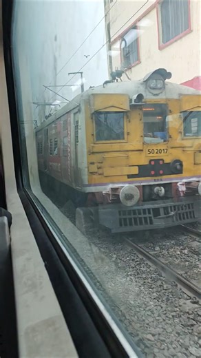 Local Train🚉 #railway #indianrailways #emu #ganapatibappamorya #ganeshchaturthi #locomotive
