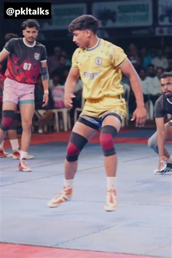 PAWAN SHENDE ! skillful raider ! #pkl #kabaddi #kabaddilovers