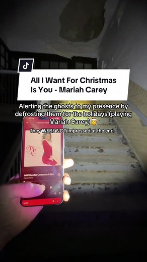 Altering the ghosts to my presence by defrosting them for the holidays (playing All I Want For Christmas is You)🎅 #mariahcarey #haunted #scary