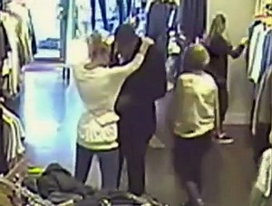 Amanda Bynes CAUGHT on Camera... Stripping Down to BRA and TWERKING on Body Guard