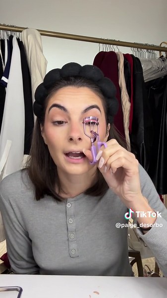 Castor Oil Stains: Tips for Removing from Clothes