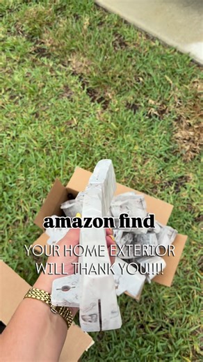 Faux stone edging 🙌🏽 Comment SHOP for the link 🔗 Back in stock and on sale!! Love this faux stone edging- such an easy upgrade to any lawn 🤩🤩 #amazonfinds #homehacks | Athomewithnadira