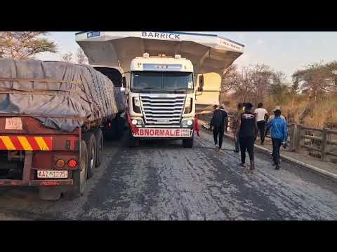 Scene of runaway truck crash with abnormal load, Karoi
