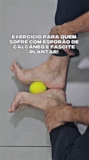 Center Quiro - Quiropraxia on Instagram: "Você já sentiu aquela pontada insuportável ao dar os primeiros passos do dia? 😫 Esse exercício com a bolinha é um dos melhores aliados para liberar a tensão da fáscia, fortalecer o pé e trazer alívio imediato. ​Posição: Pode ser feito sentado (mais leve) ou em pé (mais intenso). ​O Movimento: tente encostar um dedão com o outro. ​Pressão: Aplique uma pressão firme nos dedões juntos, mas suportável. ​Série recomendada: ​ ​🔁 Repetição: 2 vezes ao dia 3x1