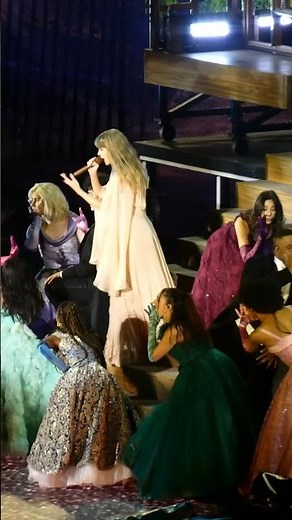 Taylor Swift - The Last Great American Dynasty (Live Eras Tour)