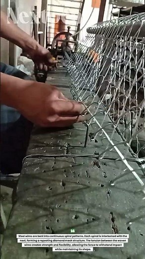 He Builds an Entire Fence by Hand! 😱🔥 Satisfying Wire Weaving Process!"