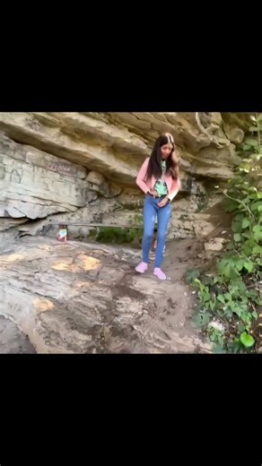 TeraboxVideos on Instagram: "link in bio .. .. .. LED (Light Emitting Diode) technology has revolutionized lighting and display systems. *Types of LEDs:* 1. RGB LEDs (Red, Green, Blue) 2. White LEDs 3. UV LEDs (Ultraviolet) 4. IR LEDs (Infrared) 5. OLEDs (Organic Light Emitting Diodes) *Advantages:* 1. Energy Efficiency 2. Long Lifespan (up to 50,000 hours) 3. High Brightness 4. Fast Switching Time 5. Environmentally Friendly *Applications:* 1. Lighting (Residential, Commercial, Industrial) 2. D