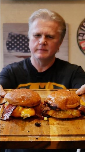 Smoked Sticky Breakfast Bun Sandwich 🥓🥚🥪