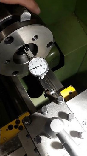 How to use a dial indicator #hacks#lathe#tricks#skills#tutorial#measuring#precision#accuracy