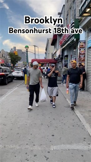 Brooklyn Bensonhurst 18th avenue. #brooklyn #train #newyork #nyc #nycwalk