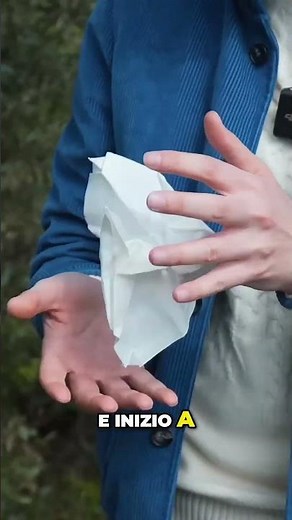 Trasfigurazione: trasformare un fazzoletto in un coniglietto #jacknobile #magia #illusioni