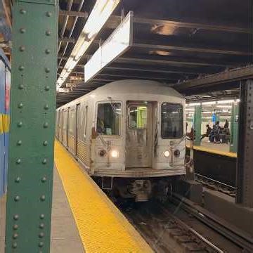 ⁴ᴷ St. Louis Car Company R42 Refuse Train Leaving West 4th Street via 6th Avenue #shorts