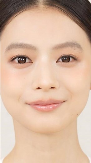 5-minute Makeup Lesson: Beautiful Skin and a Smaller Face in Just 5 Minutes