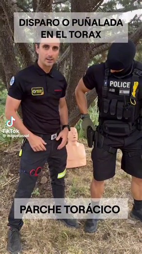 Tac Med Insumos • Primeros auxilios tacticos | 🩹 Parches Torácicos: el esencial que no puede faltar en tu kit. En este reel te mostramos cómo se usan y por qué son clave para manejar... | Instagram