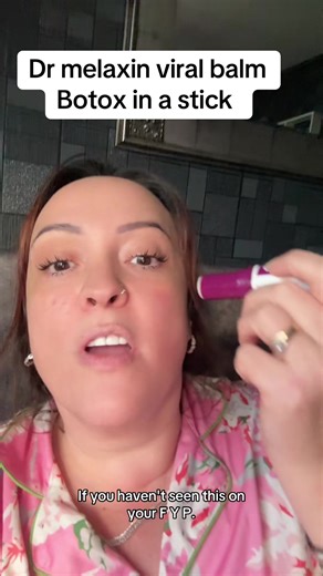 I got my hands on the dr melaxin viral balm it’s like Botox in a stick all the celebrities are using it #TikTokMadeMeBuyIt #giftideas #drmelaxin #botox #drmelaxinbalm