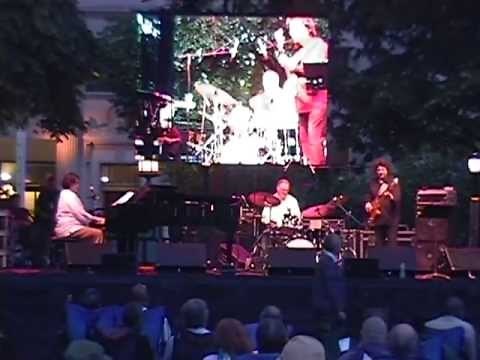 Crimson Jazz Trio - Wilmington, DE, 2006-06-05, set 1
