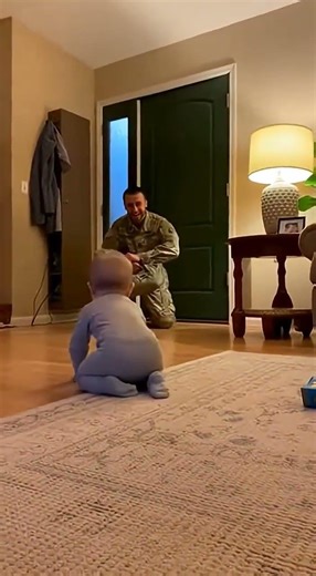 Baby FREEZES… No One Speaks—Then It HITS 😭🇺🇸