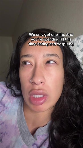 I say as I’ve been living in PJ’s for Christmas 😂 #sims