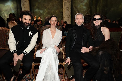 Anne Hathaway Brings Husband Adam Shulman to Ralph Lauren’s Fashion Show
