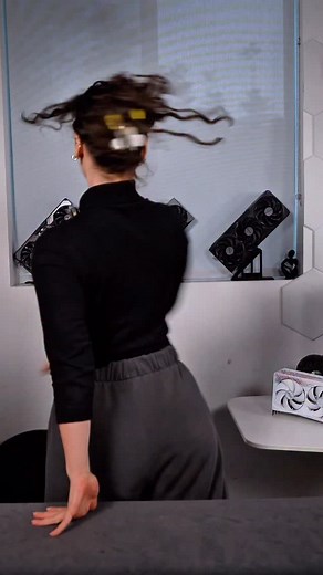 If you wanna learn more about the MSI MPG 274URDFW E16M 27” Gaming Monitor, then click the link in bio🔥 @msius . . . . . #msi #halloftech #monitor #techbaddie #blendedgtalks | Hall Of Tech