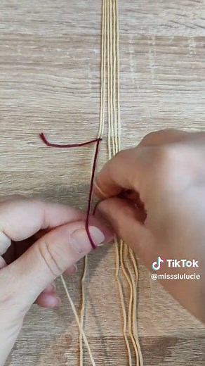 Easy Tutorial: Making Bracelets with Friends