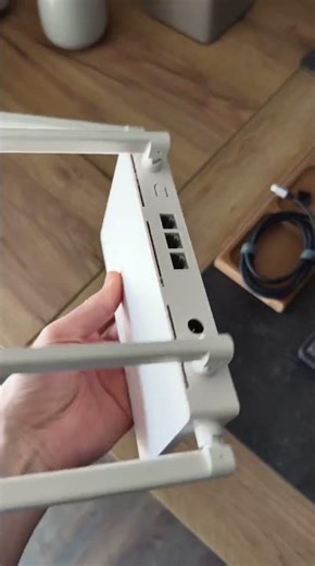 HUAWEI WiFi AX2: Быстрый и надежный - ваш ключ к безупречному интернету!