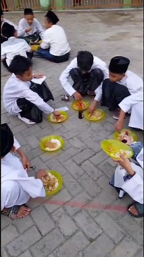 The Life of Students at the Islamic Boarding School #haikal