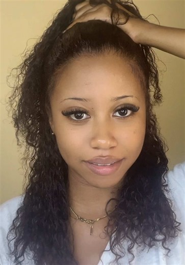 Styling Natural Hair Like a Wig: Half Up Half Down Curly Look
