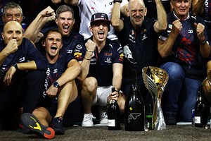 "Fits the narrative" - Damon Hill agrees F1 2021 finale was a 'microcosm' of the season