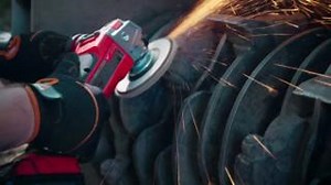 Learn how to sharpen FAE mulcher blades to achieve uniform and efficient mulching. 🔸 When to check the condition of the blades 🔸 How to sharpen them safely 🔸 Why using the proper technique helps prevent damage to the teeth and tooth holders #FAEmachinery #MAKETHEDIFFERENCE | FAE USA