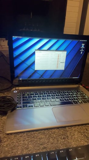 FreeBSD GhostBSD black screen explained