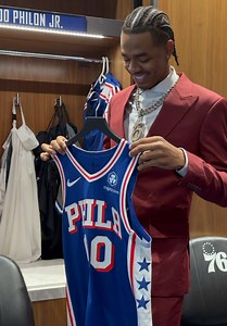 LaBaron Philon Jr. first time showing new Sixers threads