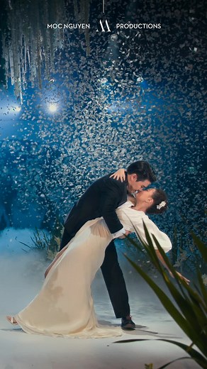 Mesmerizing First Dance at Vietnamese Wedding
