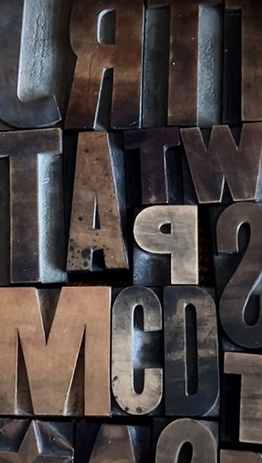 We have pieces of printing history from the now-closed Central Printing Co. in Jefferson City. Central later became Brown Printing Co. and then Modern Litho. We love the vintage wooden letterpress initials and images that once formed printed business cards and other pieces such as advertisements and pamphlets. The letterpress blocks are as large as 3.” We especially like the bulldozer image that bears the name of “Sterling” Construction. It looks like that business is still going strong. 💛 Our 