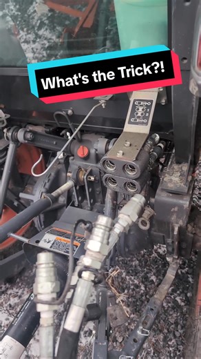 The Kubota's Hydrolic lines are giving me a hard time, they just won't click into place and stay. I swear there is a trick to this but I can't remember it for the life of me. Anyone know what I'm doing wrong? #modernhomestead #homestead #homesteadtoktok #kubota #hydrolic #homesteading #problems