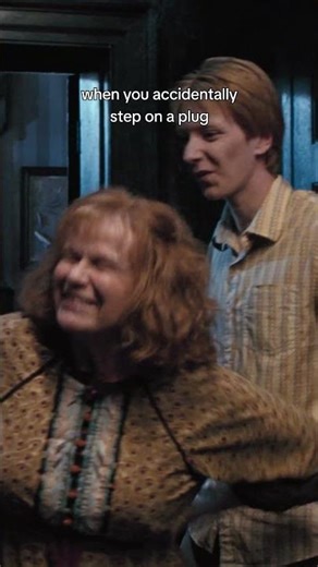 Molly Weasley: relatable queen #HarryPotter