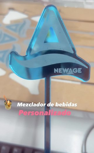 Agitadores Personalizados para Bebidas: Fiesta Perfecta
