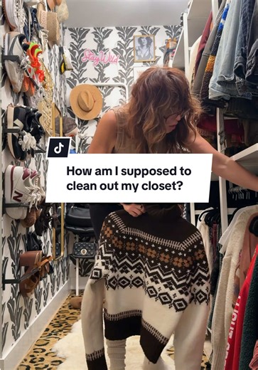 Tips for Organizing Your Closet with New Hangers