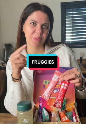 L’astuce pour manger des fruits et légumes avec les sticks @Fruggies 🍌🍓🥥 | collaboration commerciale Profitez de 10% de réduction sur votre commande avec notre code JIMMY10 🎁 Lien en bio ❤️