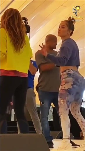 💃😍Jennifer Lopez a donné une leçon de danse à Shakira
