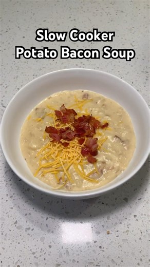 Creamy Potato Bacon Soup 🥔 🥓 (So Easy!)