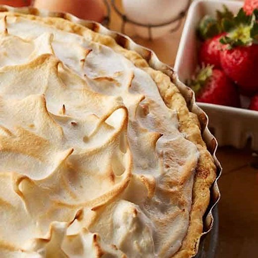 How to Make Soft Meringue: Recipe & Tips | Incredible Egg