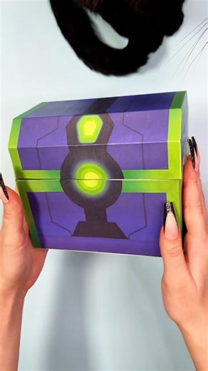 Unboxing Alien Chest | 99 Nights in the Forest #99nights #unboxing #diy #blindbox #papercraft