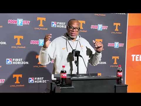 Tennessee Football: William Inge assesses deep linebacker group during spring ball