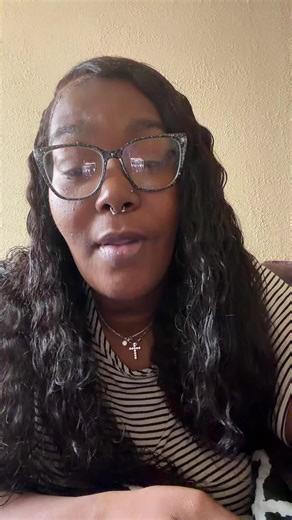 Glow Revivor Lip Oil -Crystal Clear