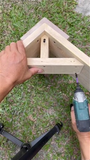 make a corner table support #shortvideo