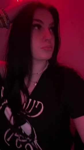 Alexis Tyler (@alexis.tyler09)’s videos with original sound - musicthateats