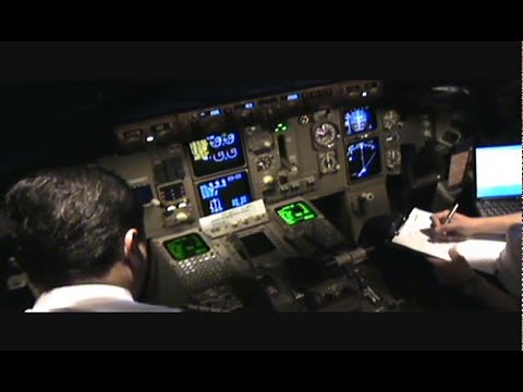 Boeing 767-300F Cockpit Pre-Flight
